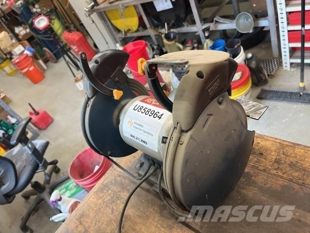  Ryobi BGH827 Mølle / fræser maskiner