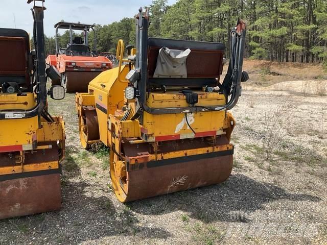 Sakai SW330 Tvilling tromle