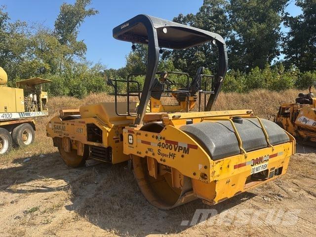 Sakai SW990-1 Tvilling tromle