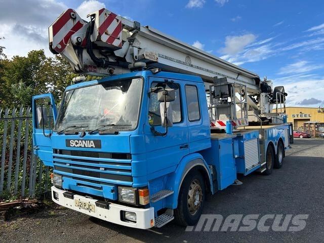 Scania P113ML Lastbilmonterede lifte