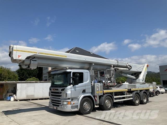 Scania P410LB Lastbilmonterede lifte