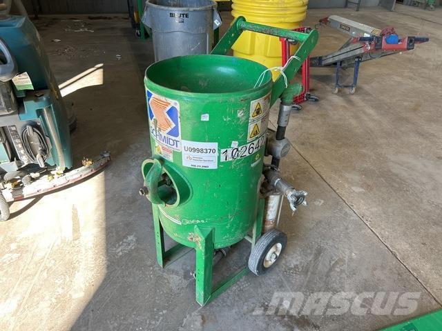 Schmidt  Entreprenør - Andet