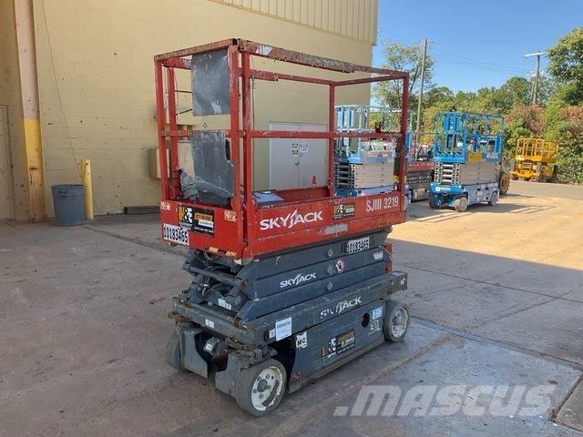 SkyJack 3219 Saxlifte