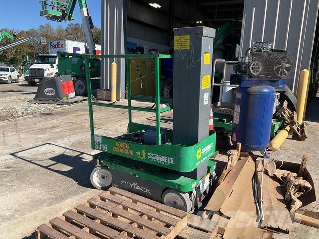 SkyJack SJ16 Søjlelifte