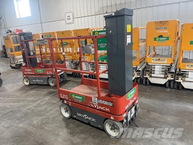SkyJack SJ16 Søjlelifte