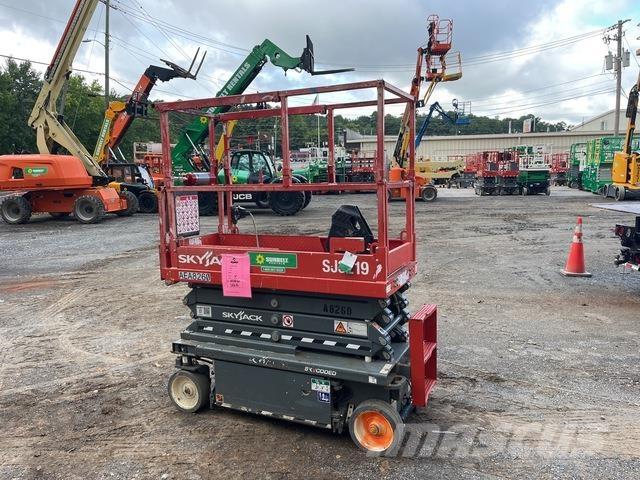 SkyJack SJ3219 Saxlifte