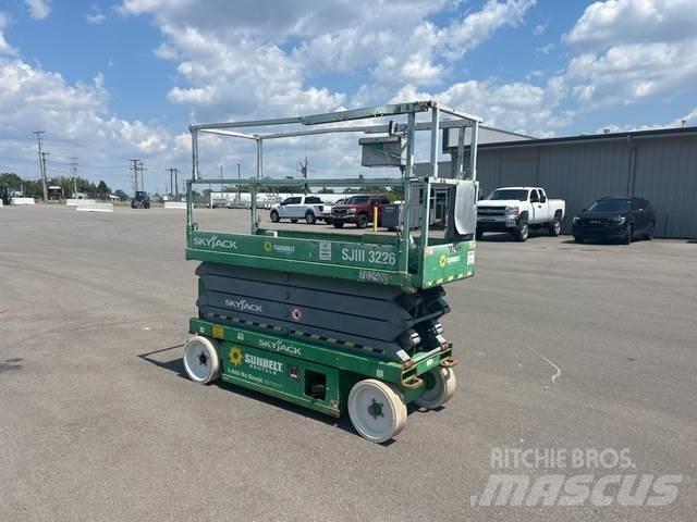 SkyJack SJ3226 Saxlifte