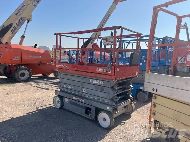 SkyJack SJ4632 Saxlifte