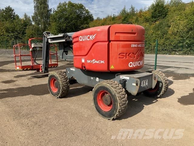 SkyJack SJ46AJ Bomlifte med knækarm