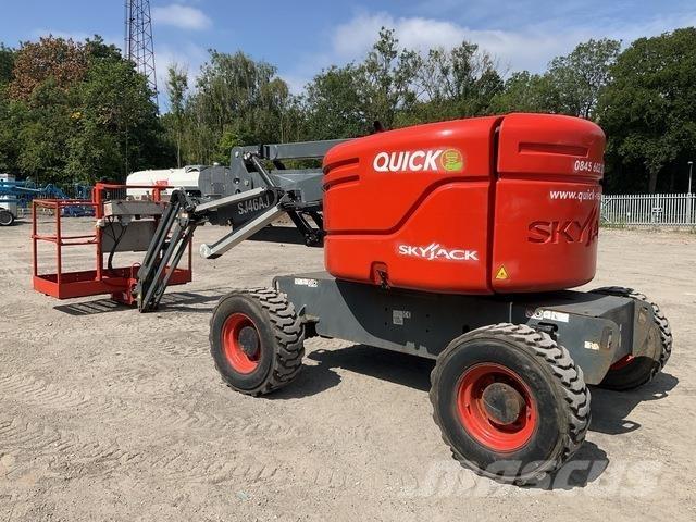 SkyJack SJ46AJ Bomlifte med knækarm