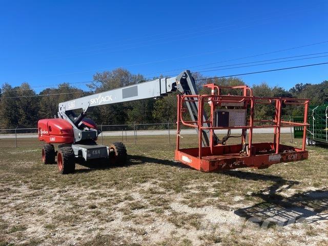 SkyJack SJ86T Teleskoplifte