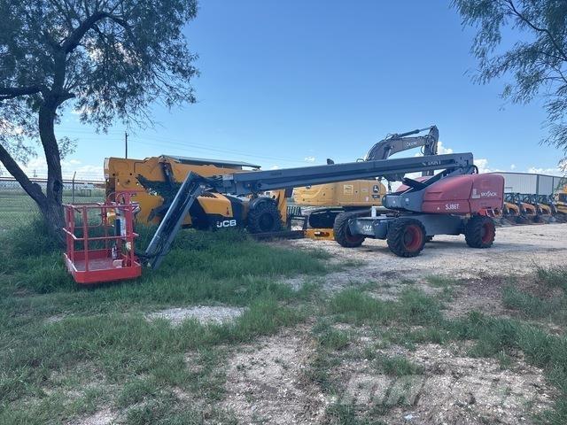 SkyJack SJ86T Teleskoplifte
