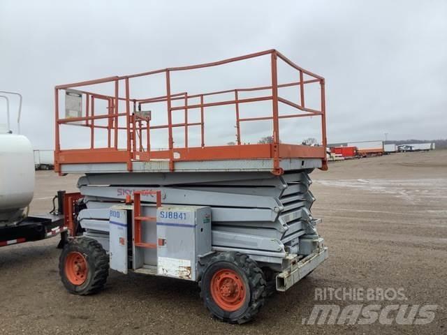 SkyJack SJ8841 Saxlifte