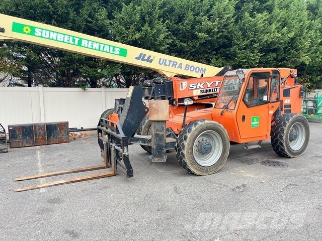 SkyTrak 10054 Teleskoplæssere