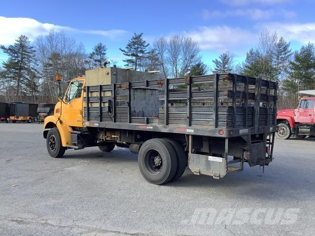 Sterling L7500 Lastbil med lad/Flatbed