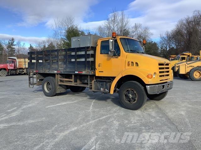 Sterling L7500 Lastbil med lad/Flatbed