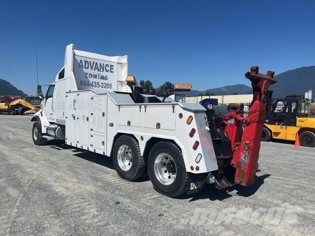Sterling L9500 Bjærgningskøretøjer