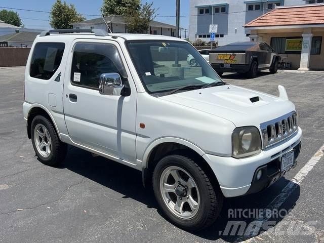 Suzuki Jimmy Biler