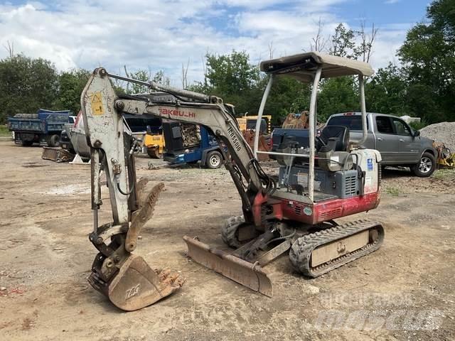 Takeuchi TB016 Gravemaskiner på larvebånd