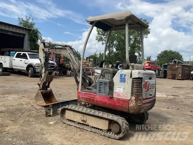 Takeuchi TB016 Gravemaskiner på larvebånd