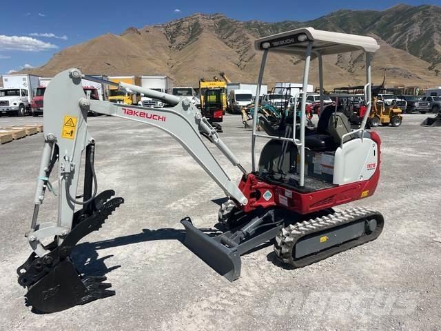 Takeuchi TB216 Gravemaskiner på larvebånd