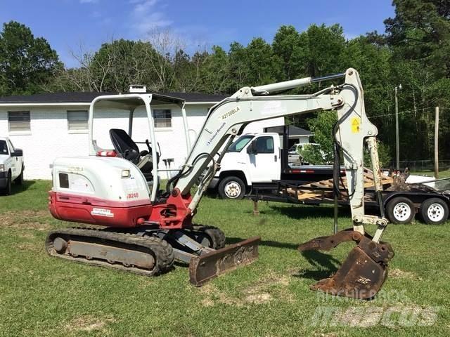 Takeuchi TB240 Gravemaskiner på larvebånd