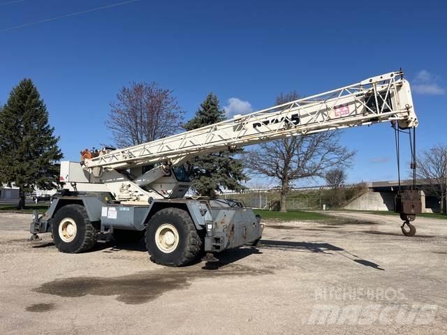 Terex RT335 Kraner til hårdt terræn