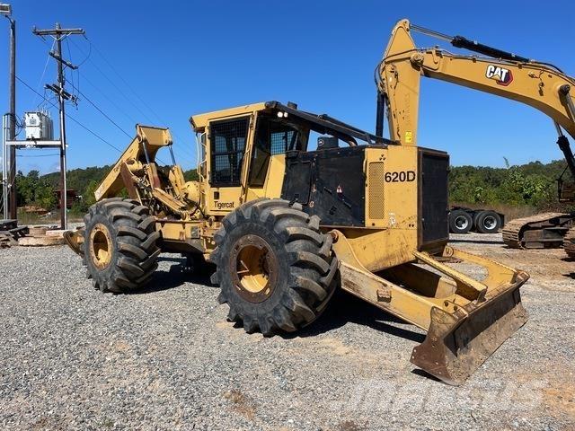 Tigercat 620D Udslæbningstraktorer