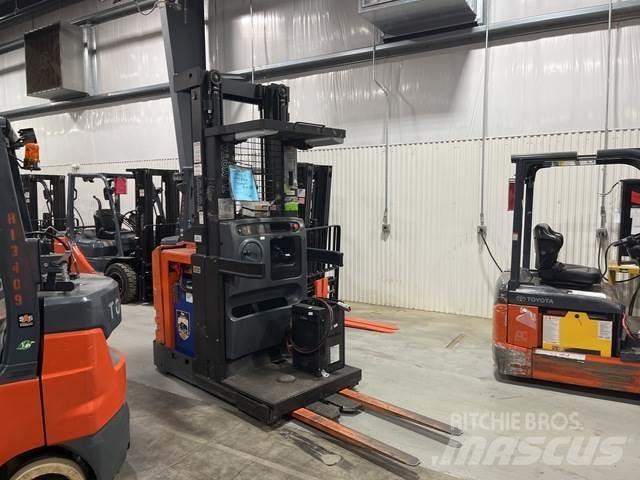 Toyota 7BPUE15 Plukketruck, medium
