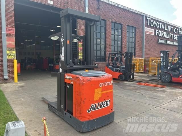Toyota 8BPUE15 Plukketruck, medium