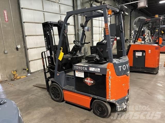 Toyota 8FBCU25 El gaffeltrucks