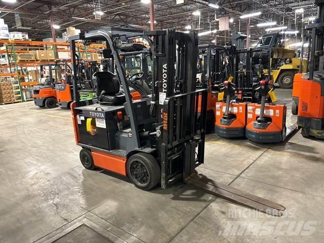 Toyota 8FBCU25 El gaffeltrucks