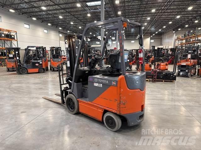 Toyota 8FBCU25 El gaffeltrucks