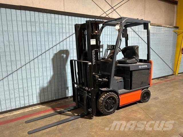 Toyota 8FBCU25 El gaffeltrucks