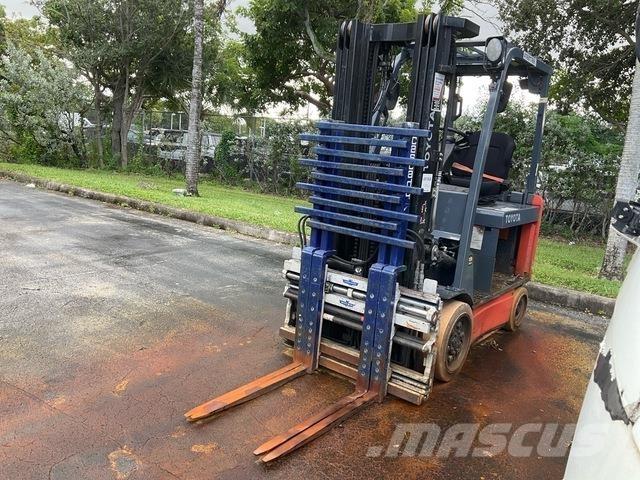 Toyota 8FBCU30 El gaffeltrucks