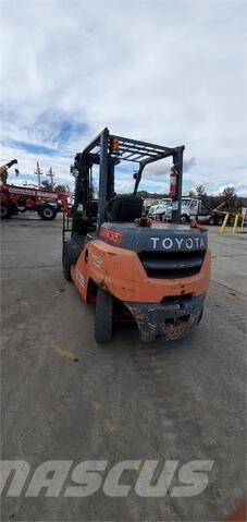 Toyota 8FD35U Gaffeltrucks - andre
