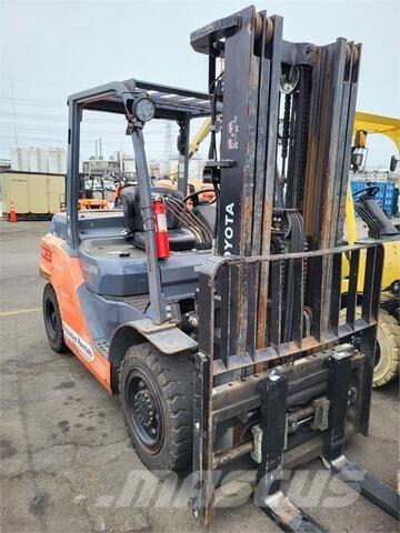 Toyota 8FD35U Gaffeltrucks - andre