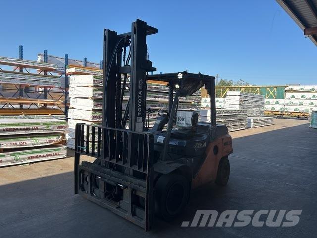 Toyota 8FD40U Gaffeltrucks - andre