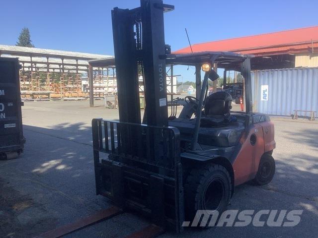 Toyota 8FD45U Gaffeltrucks - andre