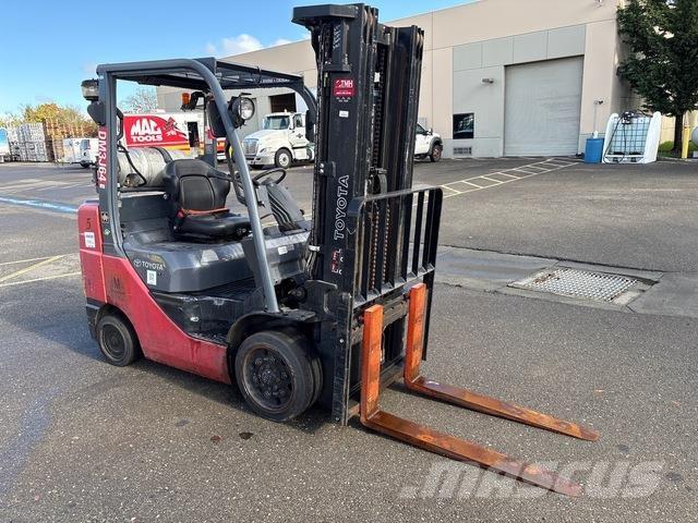 Toyota 8FGCU30 Gaffeltrucks - andre