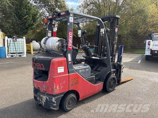 Toyota 8FGCU30 Gaffeltrucks - andre