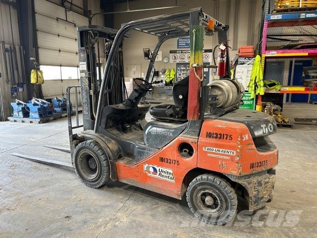 Toyota 8FGU25 Gaffeltrucks - andre