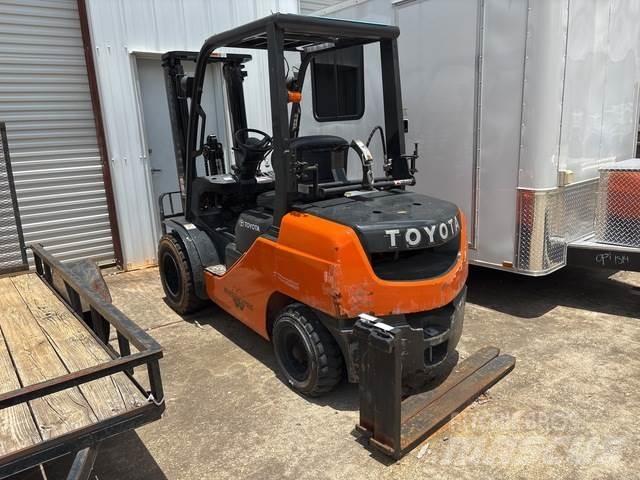 Toyota 8FGU30 Entreprenør - Andet