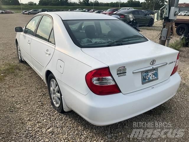 Toyota Camry Biler