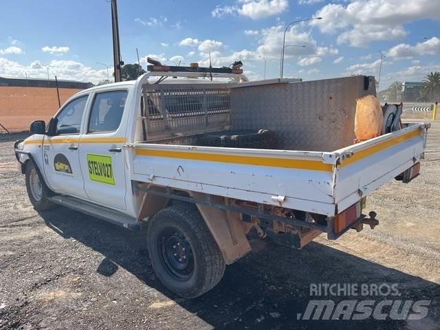Toyota HiLux Pickup/Sideaflæsning