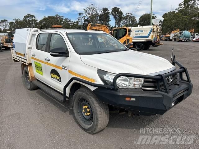 Toyota HiLux Pickup/Sideaflæsning