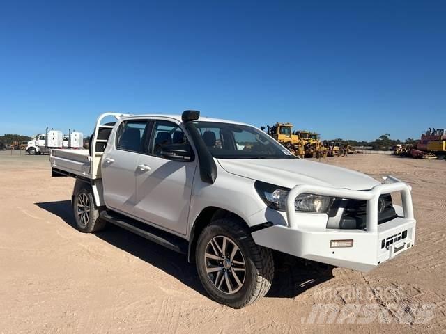 Toyota Hilux Pickup/Sideaflæsning