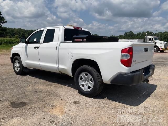 Toyota Tundra Andre