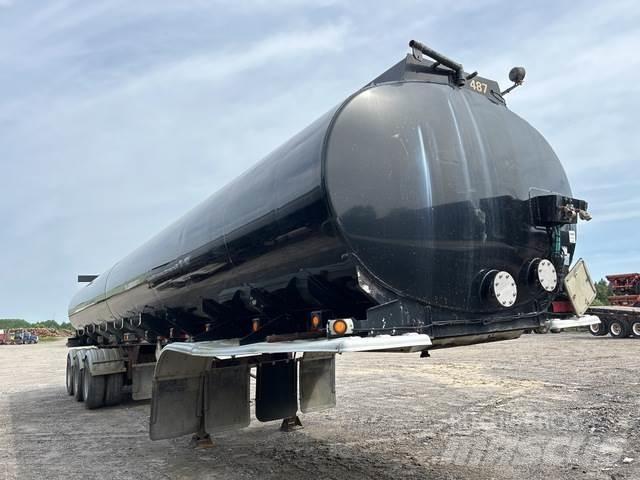 Tremcar  Semi-trailer med Tank