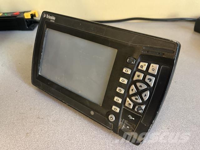 Trimble CB460 Entreprenør - Andet